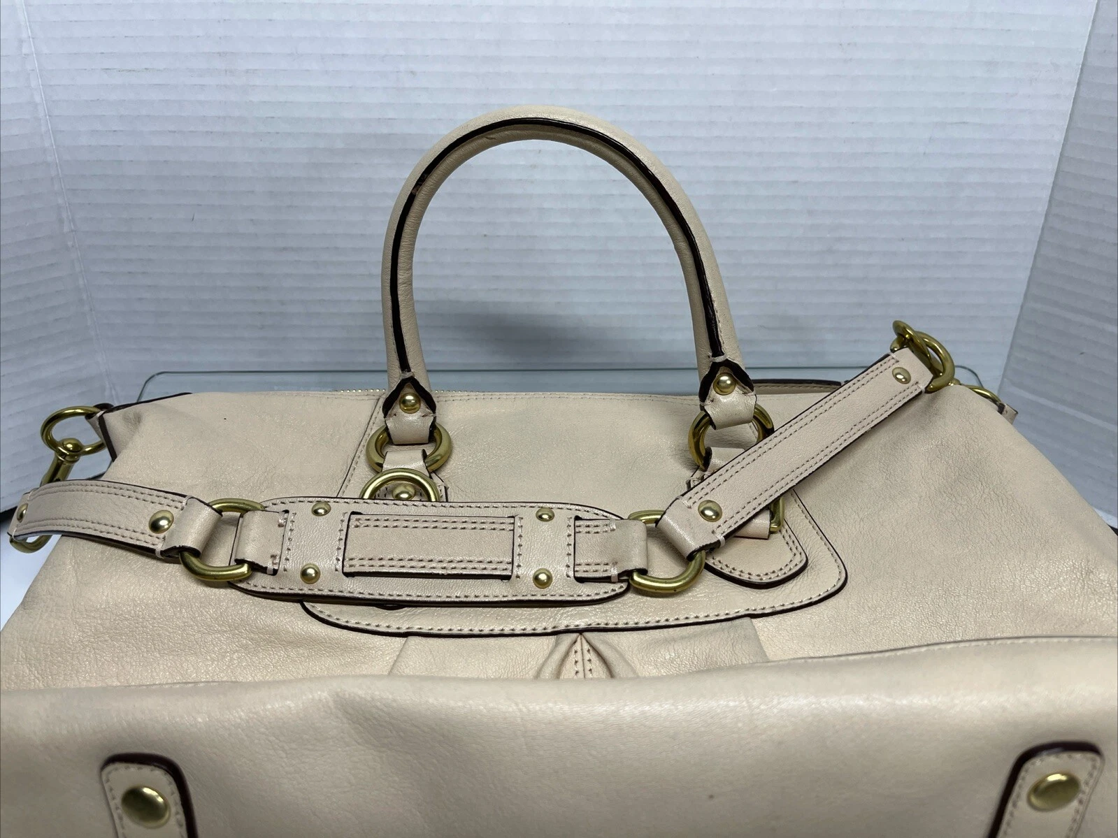 Borsa a tracolla Coach in pelle beige n. K1049 F15445