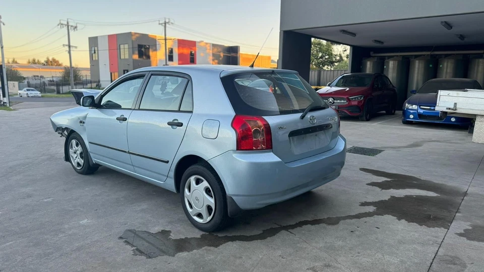 TOYOTA COROLLA ZZE122 12/2001-06/2007 STEERING WHEEL 4 SPOKE TYPE - image 4 of 4
