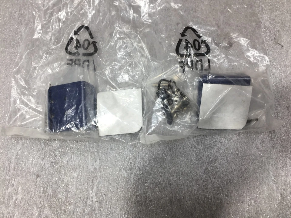 Netgear ProSafe FS726T 24 Port 10/100 Smart Switch With 2 Gigabit Ports, Reset - Image 4 of 4