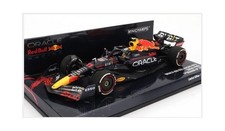 Minichamps 417221411 Red Bull - F1 RB18 Team Oracle Red Bull Racing N 11 2Nd Bel