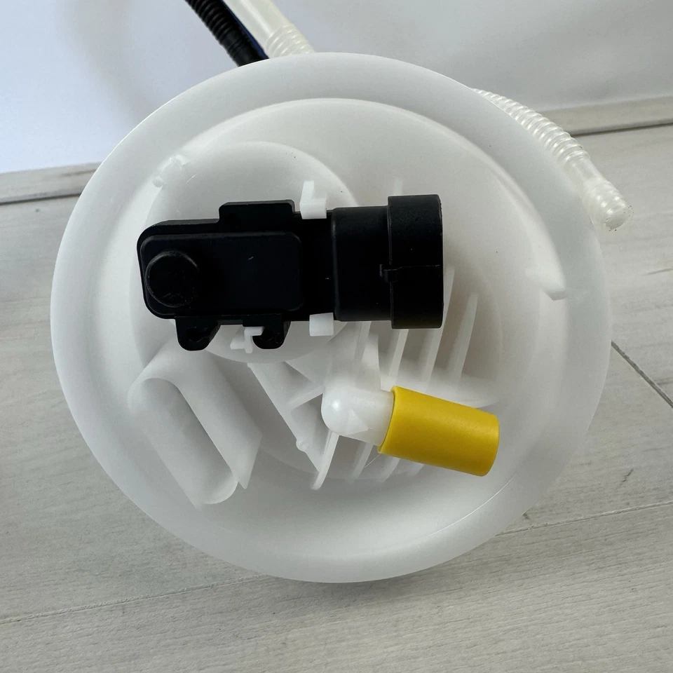 Electric Fuel Pump Assembly for 2003-2009 Mercedes Benz E-Class E320 E350 E500 - Image 3 of 4