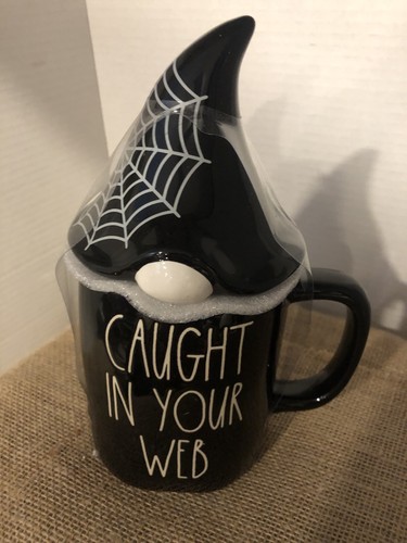 Rae Dunn "Caught In Your Web" Figural Halloween Spider Web Gnome Mug wTopper NEW - Picture 8 of 8