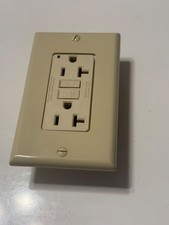 Leviton 20 Amp SmartlockPro Industrial Grade GFCI Outlet