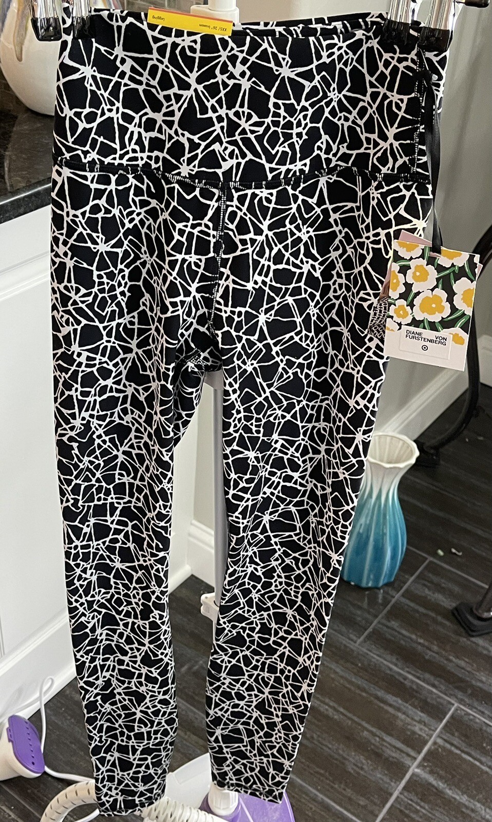 Diane Von Furstenberg For Target Cracked Glass B/W Leggings XXS New Tag Sold Out