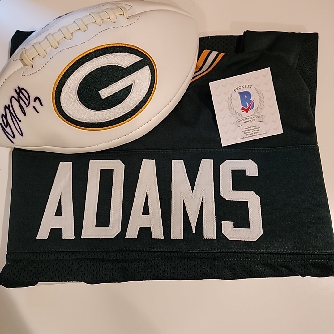 Beckett Authentic Davante Adams Autographed Signed Green Bay Packers Jersey & Football 