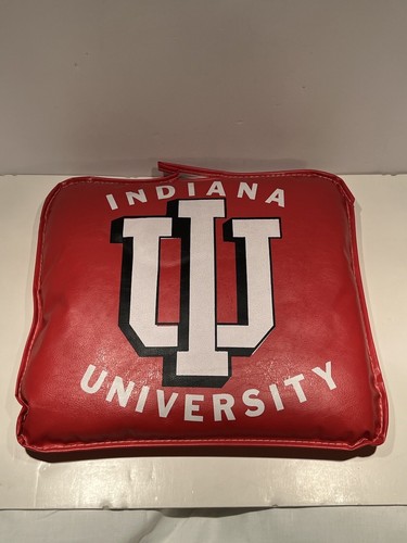 Vintage Indiana University Seat Cushion 60’s/70’s w/White IU Logo & Lettering - Picture 6 of 12
