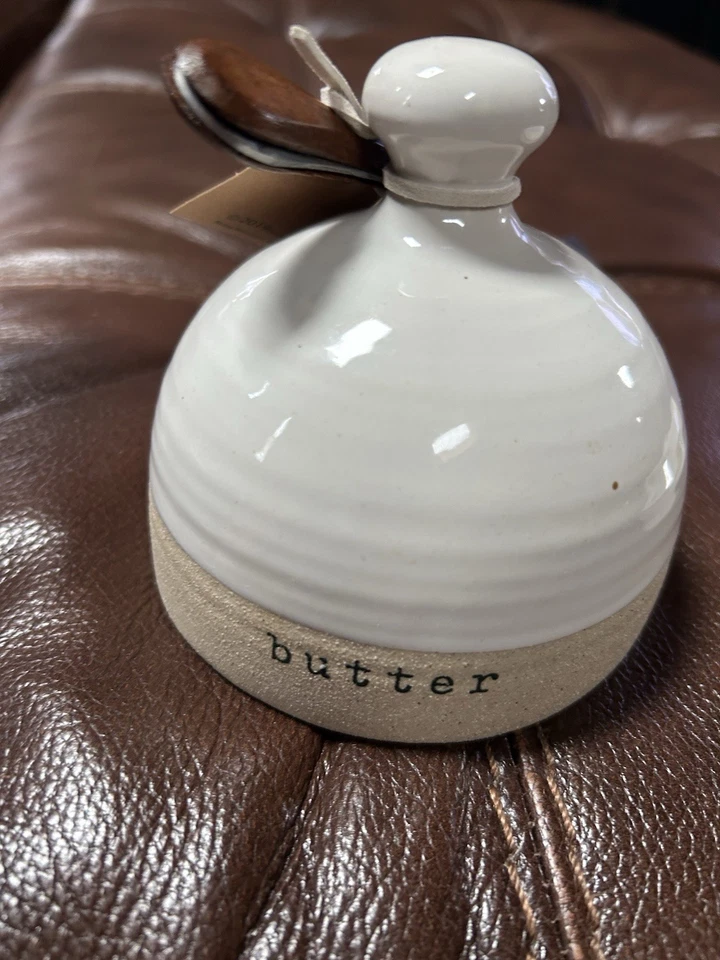 Butter Bell Creme Pottery French Crock - Image 3 of 4