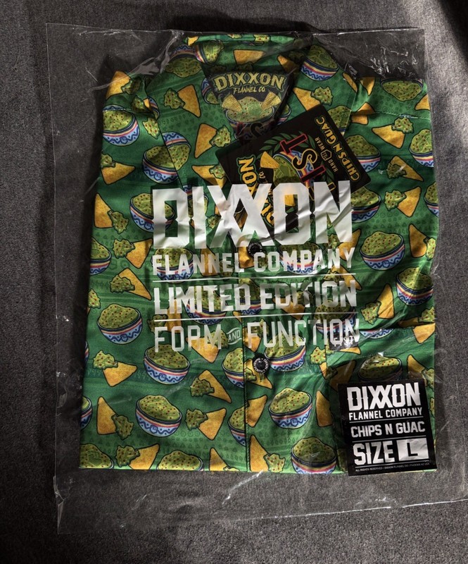 Dixxon Flannel Co x Fist Collab Chips N Guac Button-Up Short Sleeve Shirt Size L