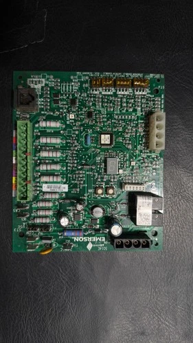 USED (2016) DAIKIN DV48PVCD14A PCB 90023B132X01167  (5014E EMERSON)