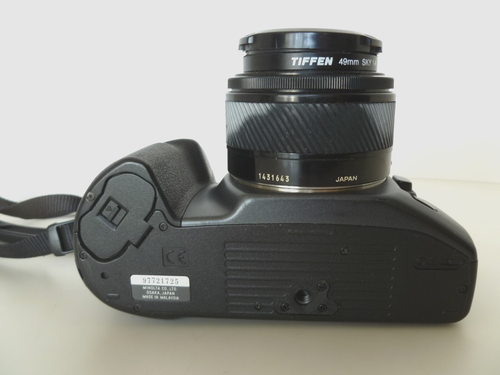 Minolta Maxxum 500si 35mm Film camera with Zoom Lens - Picture 12 of 24