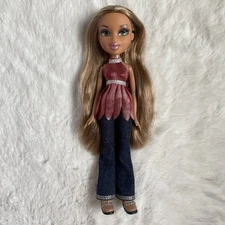 2006 MGA Bratz Forever Diamondz Fianna Doll with Original Outfit
