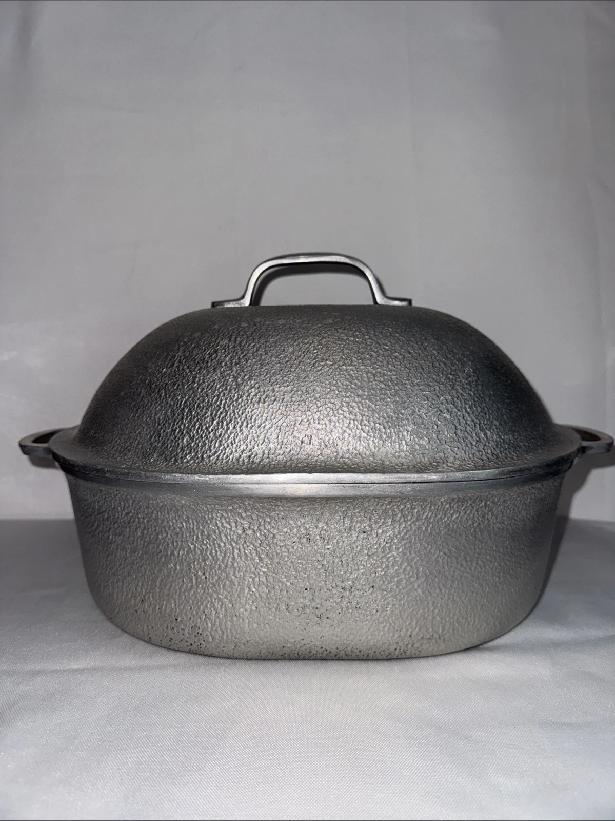5 QT VTG Century Silver Seal Hammered Oval Pot Cast Aluminum Dutch Oven Roaster