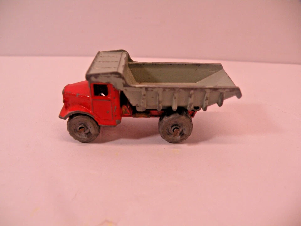 Vintage Matchbox MOKO LESNEY Gray Wheels #6A Orange Gray Quarry Dump Truck - Image 3 of 4