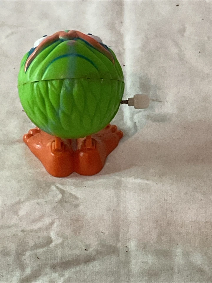 SOMA Monster Ball Wind-Up Jumping Toy Walker Working Slime Green - Image 4 of 4
