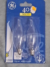 GE 40 watt Light Bulbs 40CAC/CD2-DG2 Candelabra Clear Bent Tip 2 Bulbs NEW
