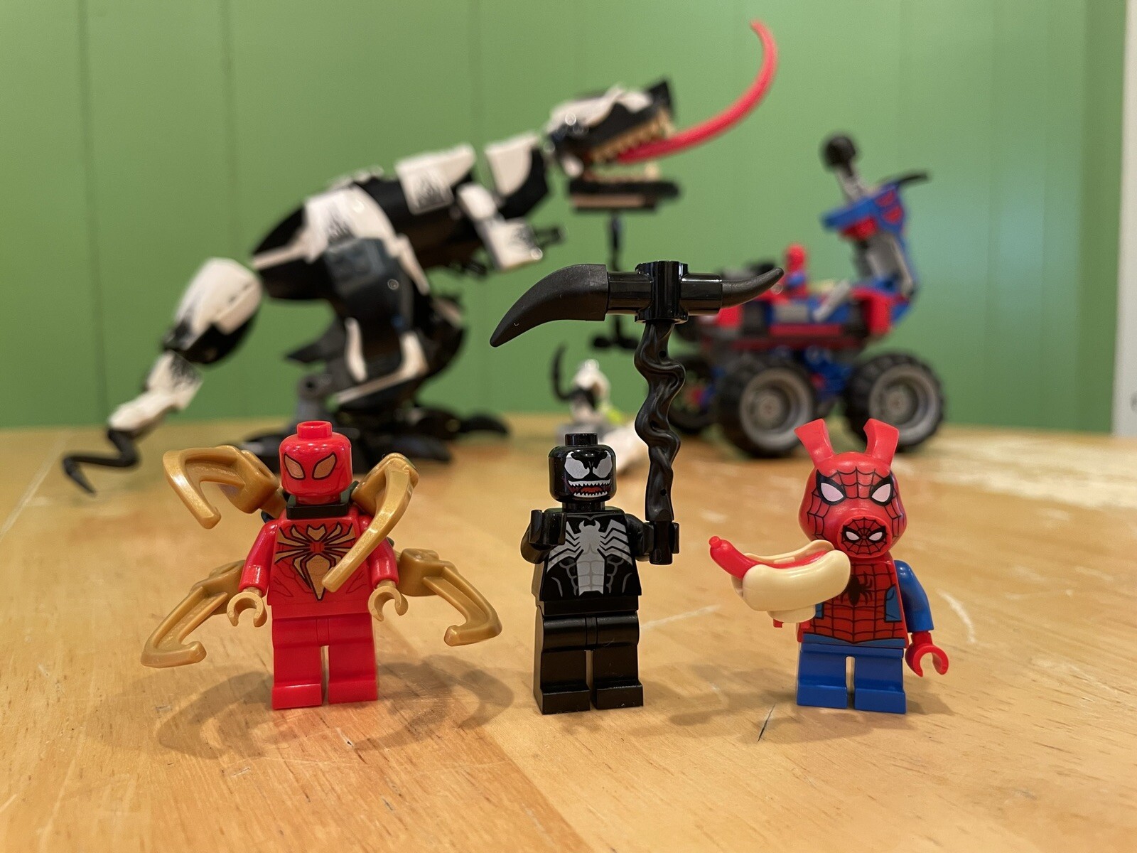 venom t rex lego