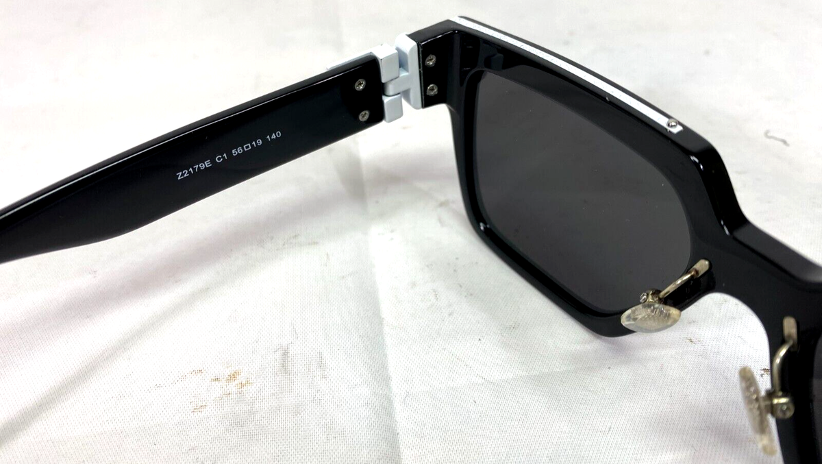 Louis Vuitton LV - Z2179E - 1.1 Millionaires - Black / White