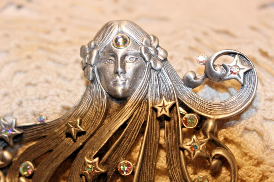 Broche Diosa Vintage JJ Jonette Firmado Joyería Peltre AB Estrás-Excelente Foto 2 de 4
