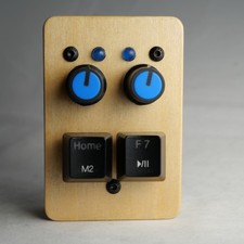 madMidiMiniClassicPlus Controller Midi 2 pulsanti, 2 potenziometri, 2 LED