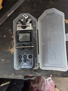 Zoom H5 Handy Audio Recorder w/Zoom XYH-5 K