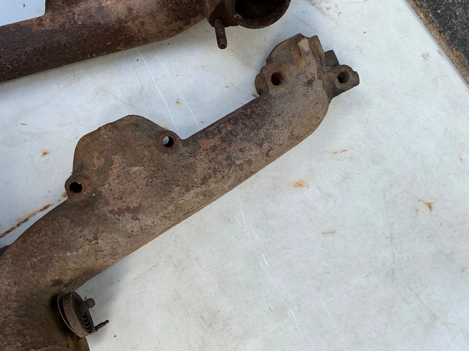 Colectores de escape OEM GM 1965-1968 Pontiac GTO 389 400 RH LH 9779032 9779328 66 Foto 4 de 4
