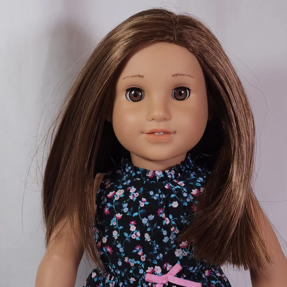 Muñeca American Girl 18" CYO Crea tu propio cabello/ojos castaños, piel clara, Josefina Foto 3 de 4