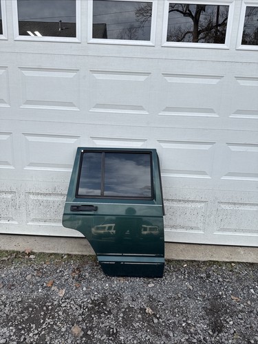 Jeep Cherokee XJ 97-01 Passenger Rear Door Power Green LOCAL PICKUP ONLY!!