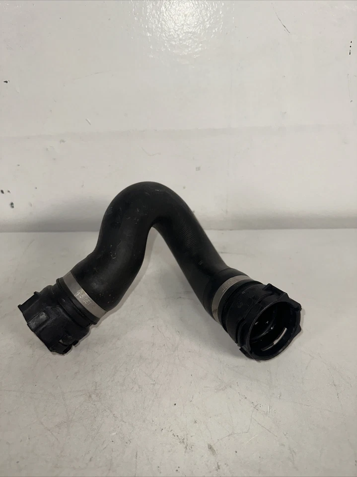 奥迪 A7 2015 上部散热器冷却液软管线原始设备制造商 — 第 2/4 张图片