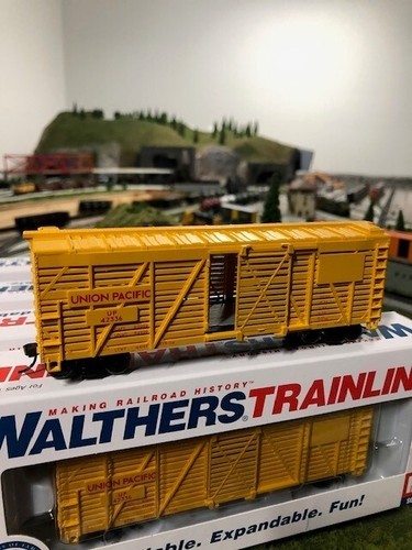 Walthers Trainline HO 931-2505 EMD GP15-1, Union Pacific #693 – Model Train Stuff