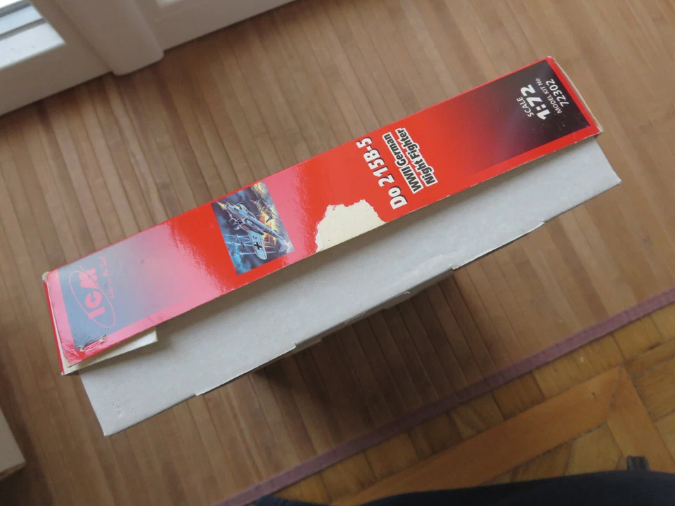 Do-215B-5 WWII German Night Fighter  - Scala 1/72 - ICM  72302 - Immagine 2 di 3