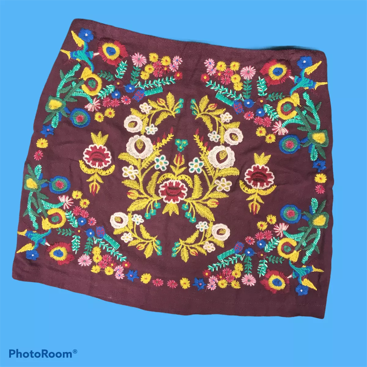 NWT Umgee Size M Burgundy Mini Skirt Embroidered Floral Tapestry