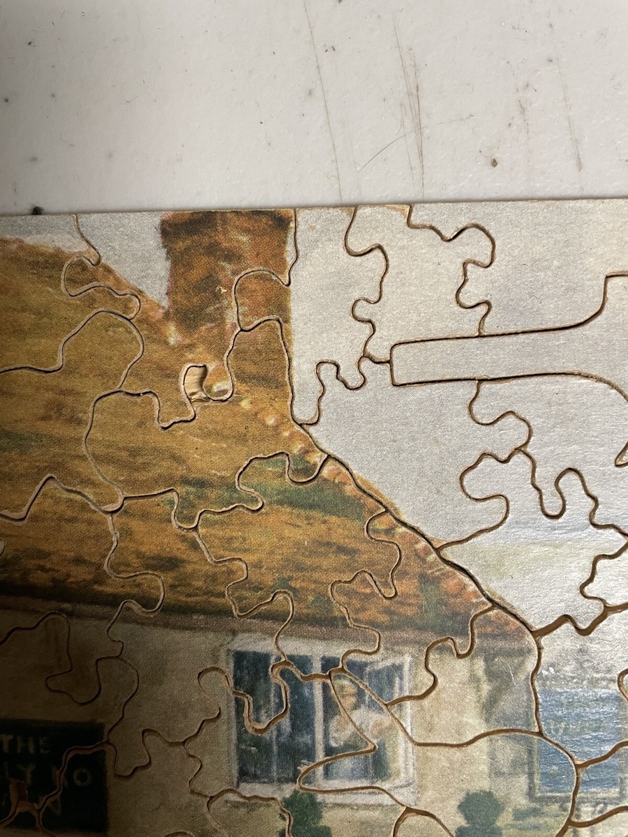 MILTON BRADLEY CO. アメリカ製 アンティーク ジグソーパズル MILTON BRADLEY PREMIER JIG SAW PUZZLE WOOD Good Old Times