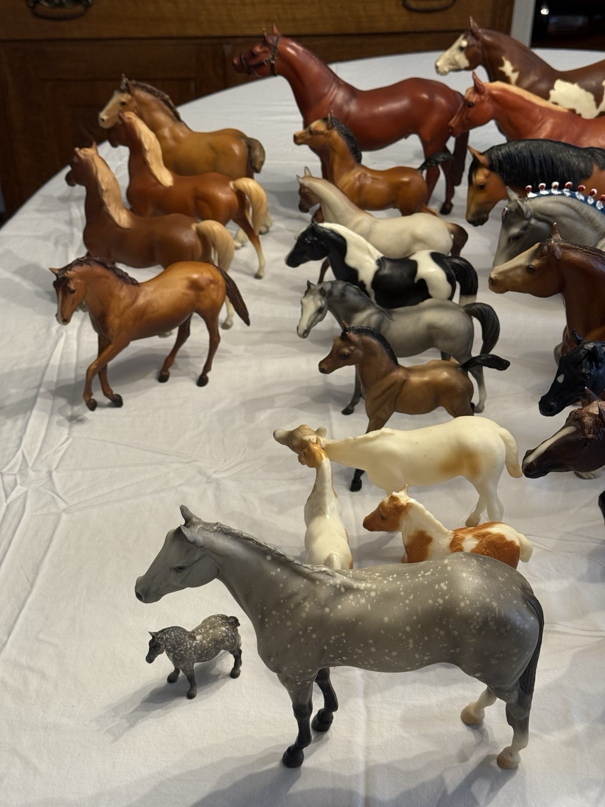 Enormous Lot Of 30 Traditional Scale Breyer Horses • Vintage From The 80’s As Is