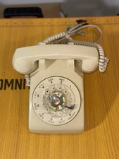 Vintage Northern Telecom Desk Rotary Dial Telephone White Cream Color Canada