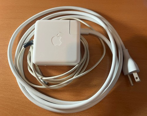 Apple MacBook Pro A1260 (2008) 15" Silver/Intel Core 2 Duo 2.4 GHz - FOR PARTS - 第 4/16 張圖片