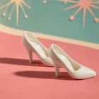 VINTAGE BARBIE WHITE CLOSED TOE PUMPS SHOES HONG KONG ORIGINAL MATTEL 1960s