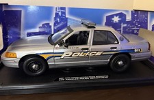 1/18 Ford Crown Victoria Police Interceptor Keene, New Hampshire Motormax