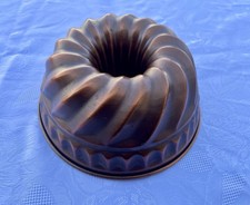 Vintage-Blickfang: Edle große Gugelhupf-Form aus Vollkupfer | Landhaus-Deko