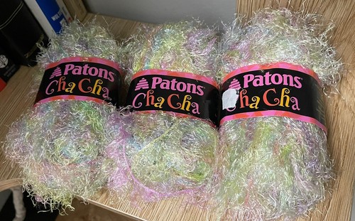 *Lot of 3* NEW Patons Cha Cha Yarn Eyelash Discontinued BUNNY HOP Specialty - Picture 2 of 5