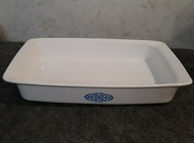 MCM Corning Ware Shell Oil  Medallion Blue P-332,  Roasting Or Lasagna Pan