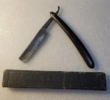 ANTIQUE WADE  BUTCHER SHEFFIELD STRAIGHT RAZOR 3/4" BLADE With Box