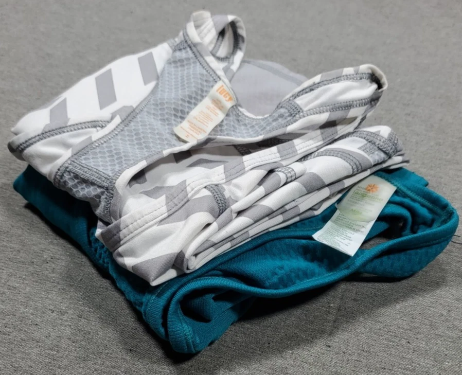 Lote de 2 camisetas sin mangas Lucy Tangerine espalda cruzada gris y blanco, verde azulado para mujer talla M yoga Foto 2 de 4