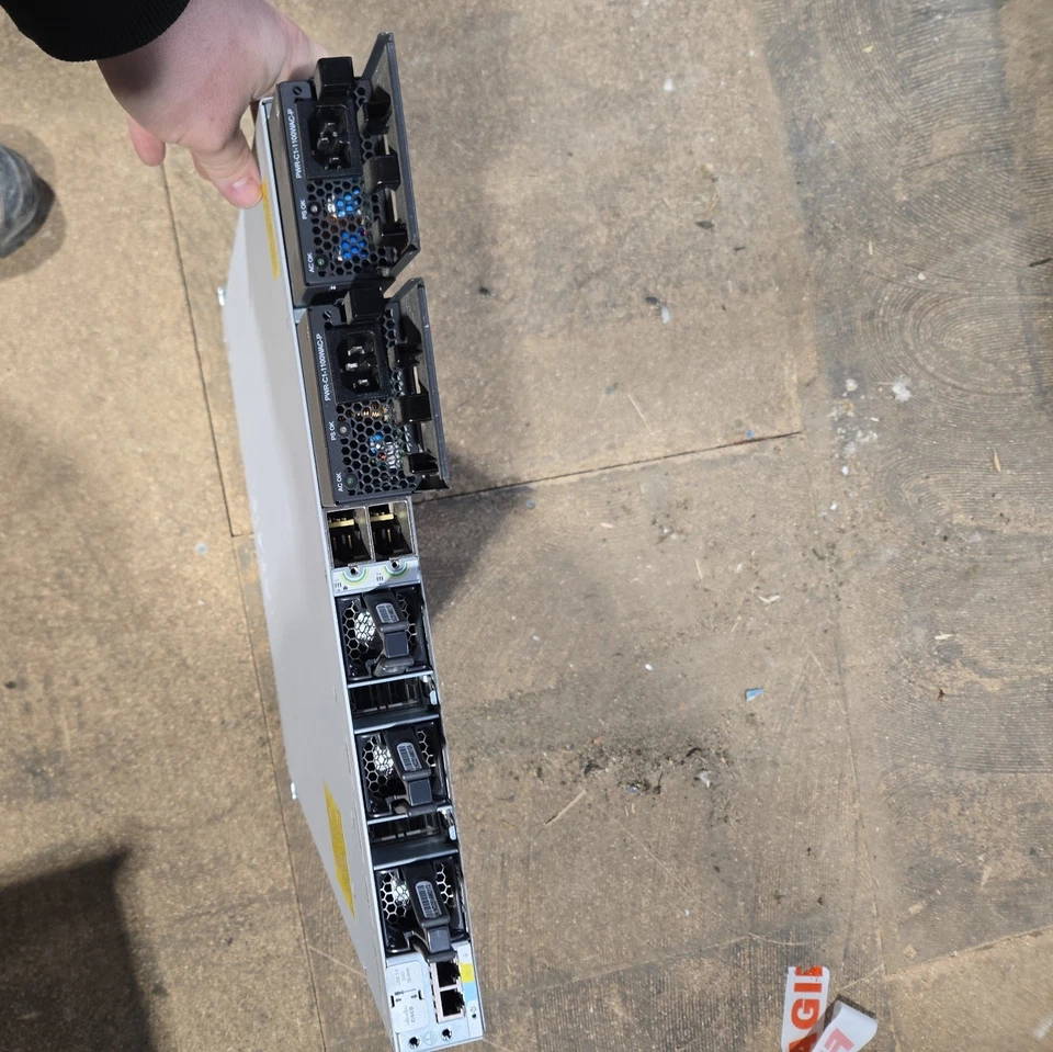 Cisco 9300-48N with multigigabit ports - Image 4 of 4