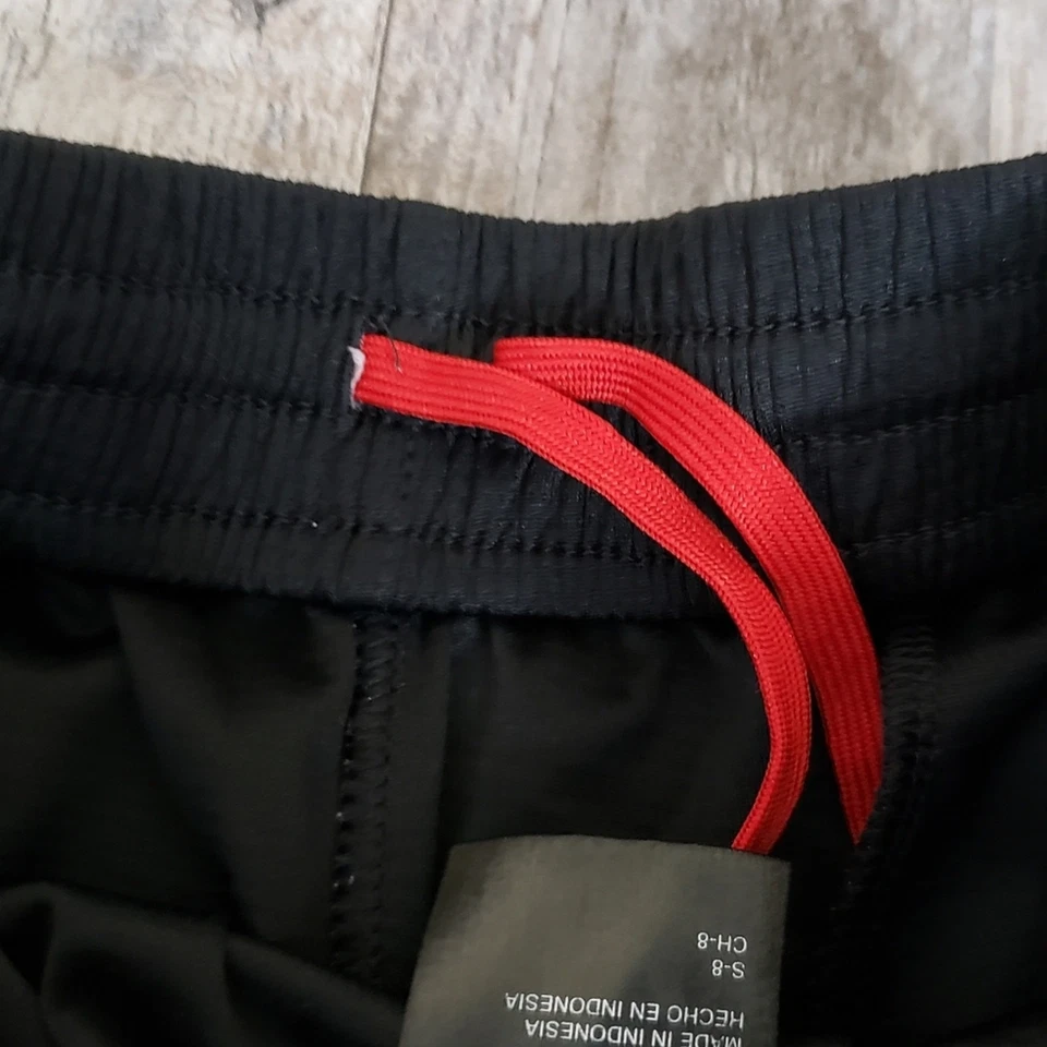 Pantalones Cortos Adidas 3 Rayas Juveniles Baloncesto Negro Rojo Atlético PE Malla Activa Niños S Foto 4 de 4