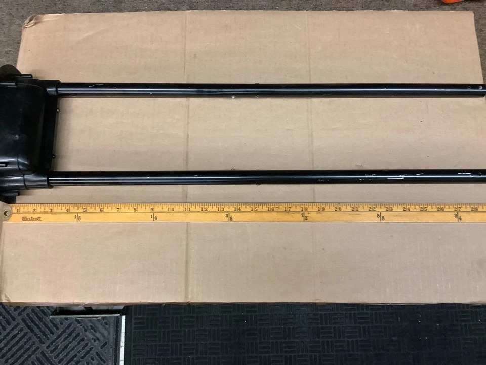 Tumi Dakota Telescoping Handle - Image 3 of 4