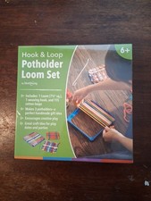 Hook  Loop Potholder Loom Set. By Hearth Song