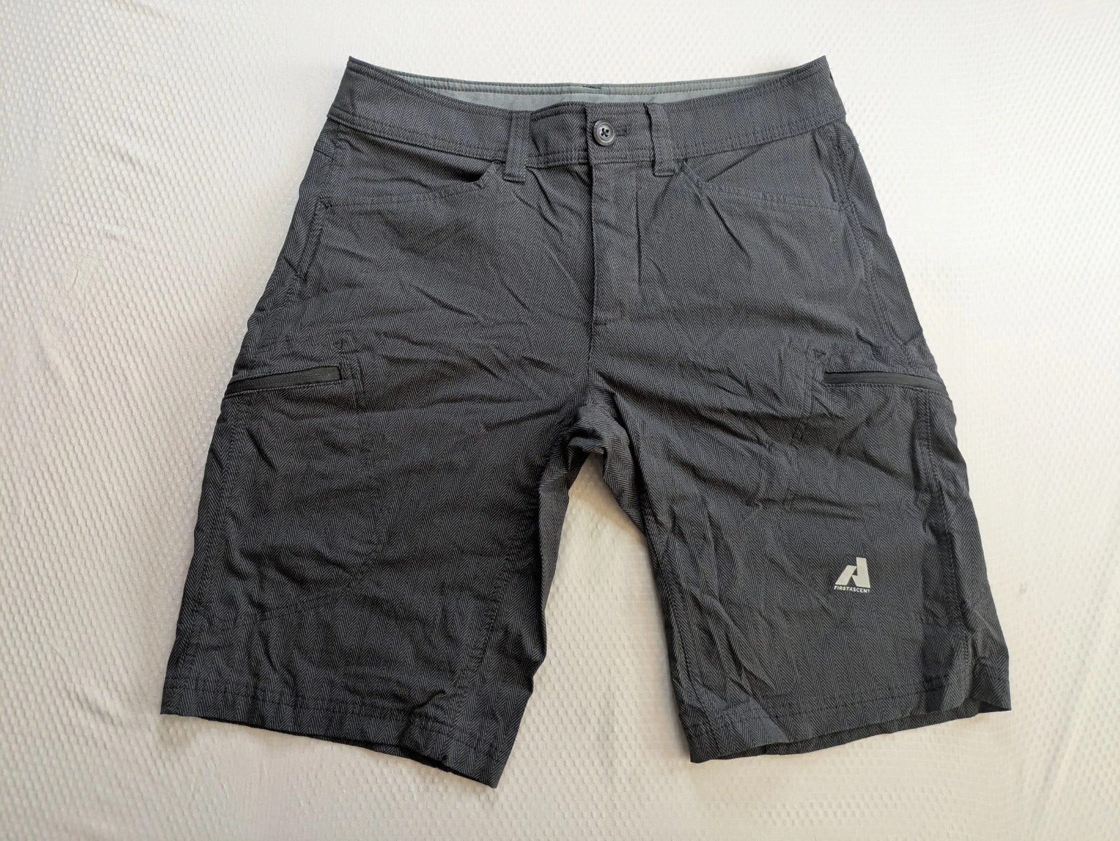 Eddie Bauer First Ascent Guide Pro Shorts Mens 32 Gray Nylon Spandex Hiking
