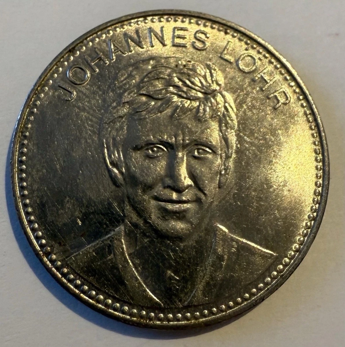 SHELL MEXICO 1970 FIFA WC GERMANY GERD MÜLLER Token, 29.6mm 9.7g. FF9.1