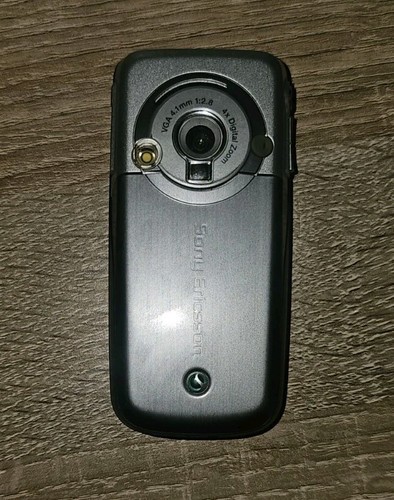 Sony Ericsson K700i - Optic silver (Orange) Mobile Phone . - Picture 2 of 4
