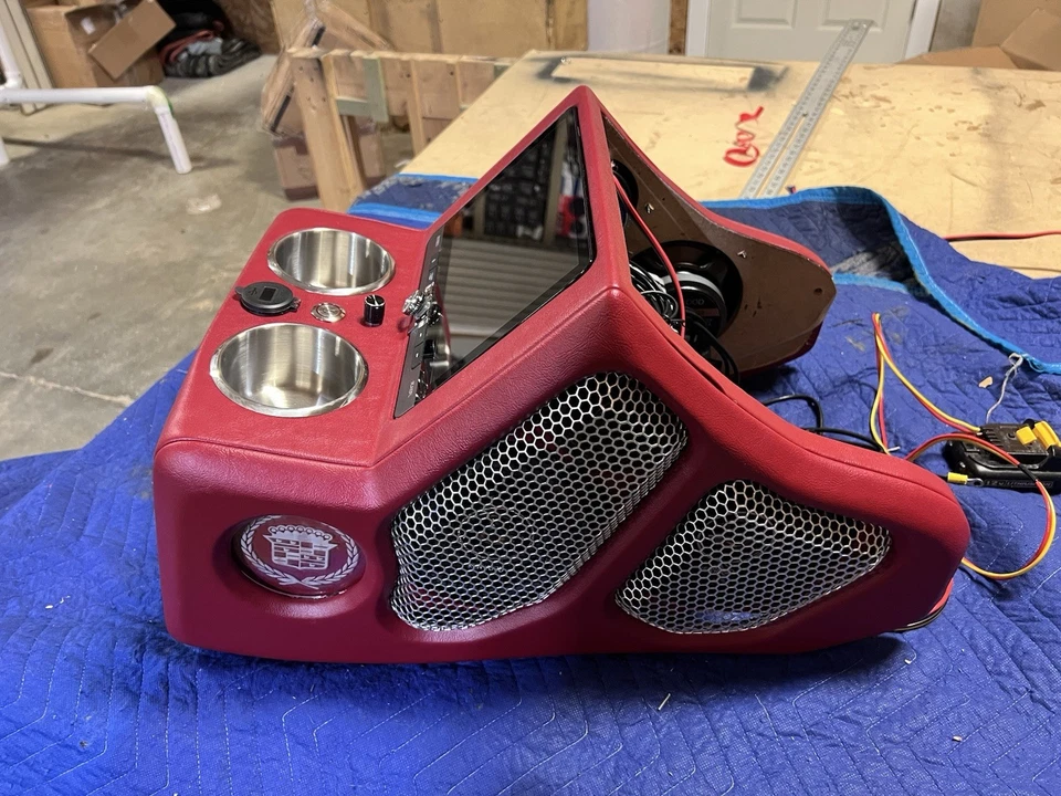 Центральная консоль 1978 Cadillac Coupe DeVille - Изображение 2 из 4